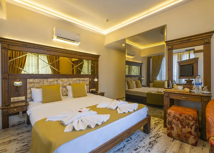 Reis Royal Hotel